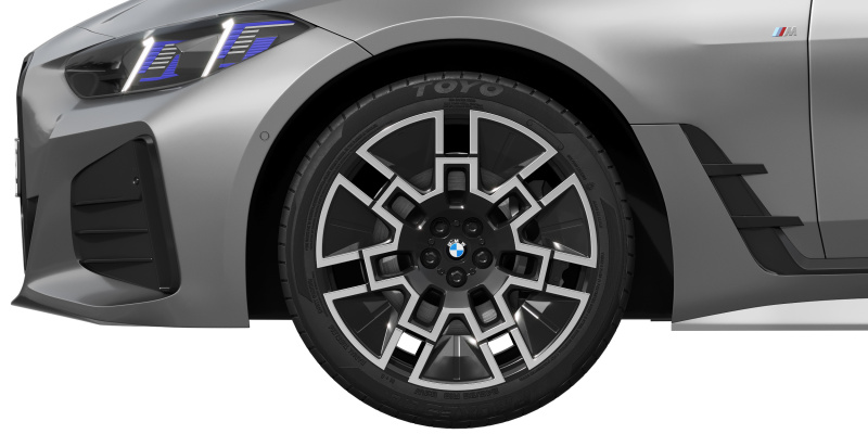 bmw_i4_202510