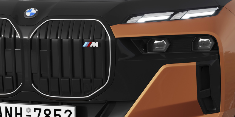 bmw_i7_m705