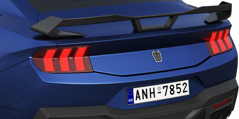 ford_mustang_dark_horse4