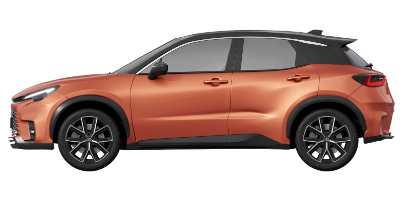 lexus_lbx6