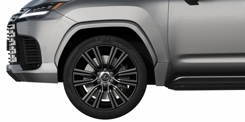 lexus_lx60010
