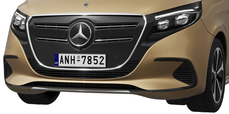 mercedes-benz_eqv_11
