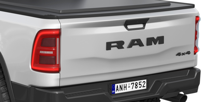 ram_1500_2025_4
