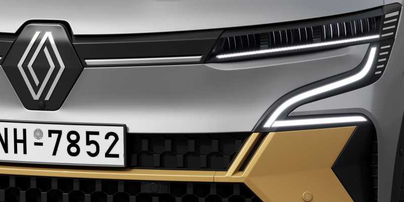 renault_megane_e-tech5