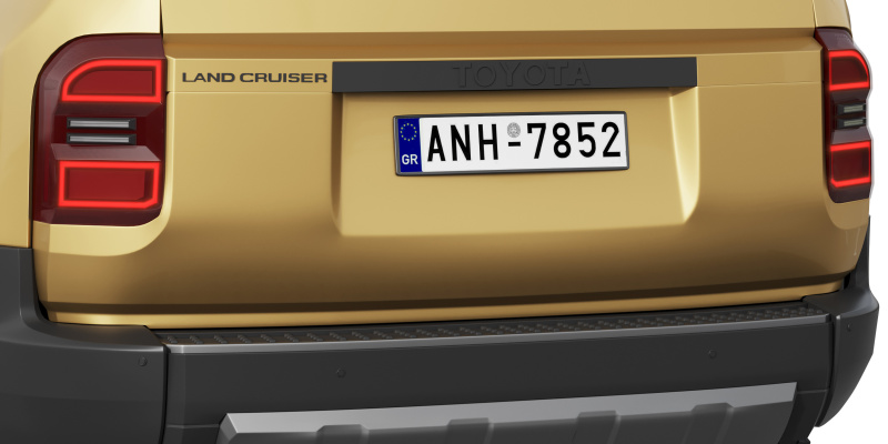 toyota_land_cruiser_2504