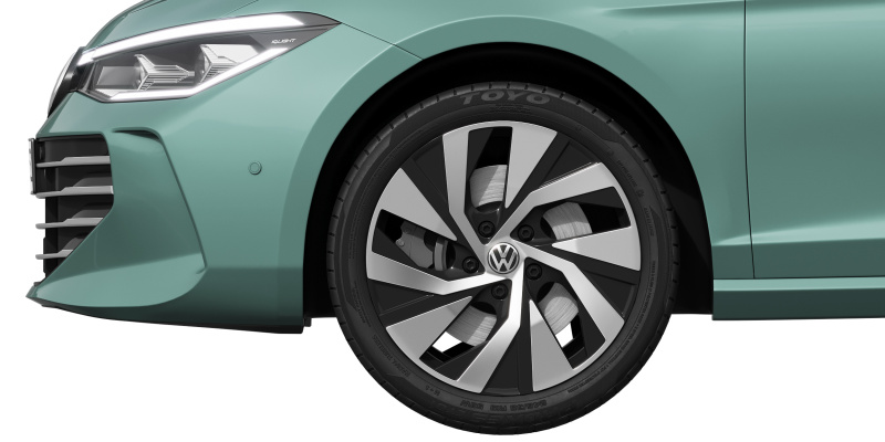 volkswagen_passat_variant_202410