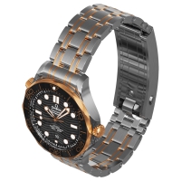 Photo Omega Seamaster Diver 300M gold on steel 6